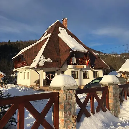 Pensiunea Dealul Cu Melci Farmház Alsóvidra